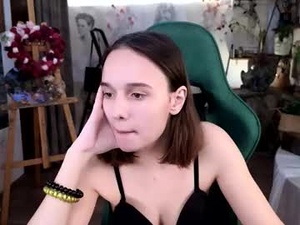 Screenshot from melissaravel webcams