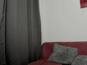 Screenshot from mellisakim webcams