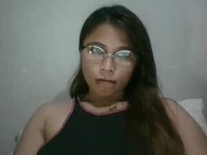 Screenshot from mia_bella04 webcams