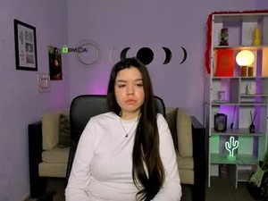 Screenshot from mia_blazing webcams