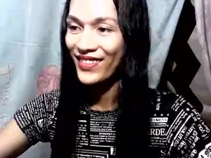 Screenshot from mia_huge_cock webcams