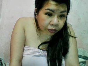 Screenshot from mia_mimi1 webcams