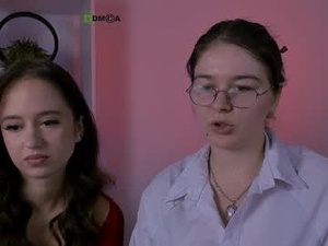 Screenshot from mia_moah webcams