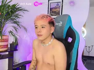 Screenshot from michaeel_lopez webcams