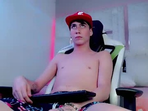 Screenshot from michael_twinkk webcams