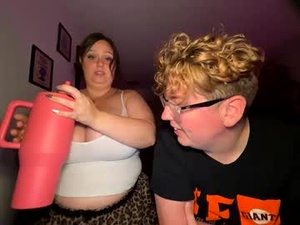 Screenshot from michelebussexx webcams