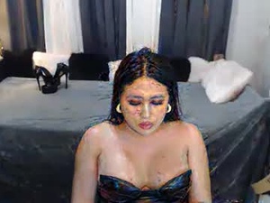 Screenshot from michellenaughty51672 webcams