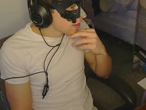 Screenshot from midnightmasc webcams