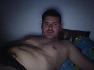 Screenshot from midoncare11282020 webcams