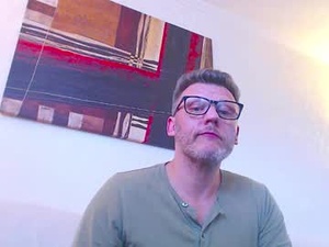 Screenshot from mike45____ webcams