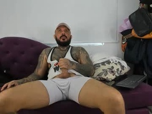 Screenshot from mike_bigcock27 webcams