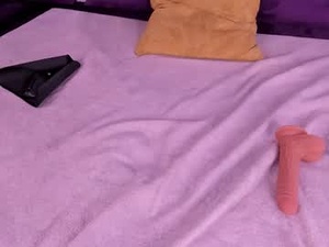 Screenshot from mikeandmoonasm webcams