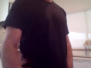 Screenshot from miked088 webcams