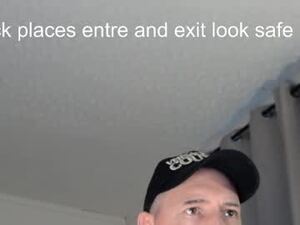 Screenshot from mikieamore webcams