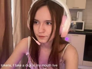 Screenshot from mikkilinalove webcams