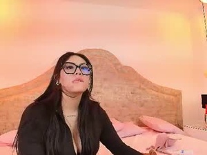Screenshot from mila_lune1 webcams
