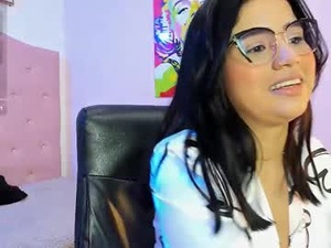 Screenshot from mila_quin webcams