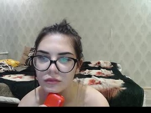 Screenshot from milka_catt webcams