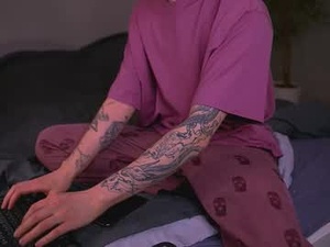 Screenshot from milkboy_blonde webcams