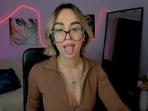 Screenshot from milki_wey webcams