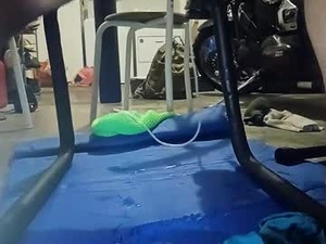 Screenshot from milkingkween webcams