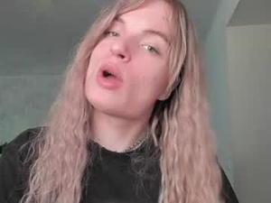 Screenshot from millikira006 webcams