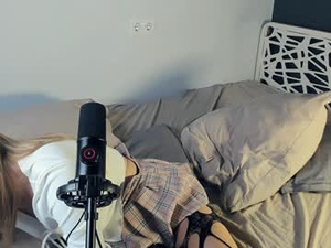 Screenshot from mind_of_heart webcams