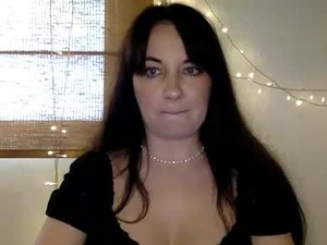 Screenshot from miragee1 webcams