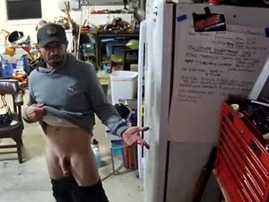 Screenshot from mischeifandpleasure webcams