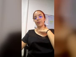 Screenshot from miss_dior1 webcams