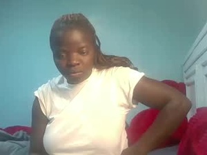 Screenshot from misscandy352_ webcams