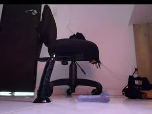 Screenshot from missmartinafeet webcams