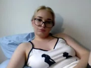 Screenshot from missyrattana webcams