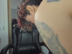 Screenshot from mistress_flame webcams