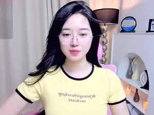 Screenshot from miu99999 webcams