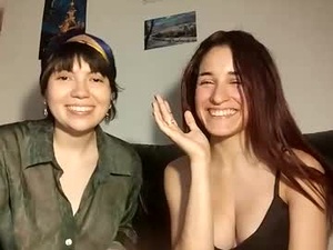 Screenshot from molly_popp webcams