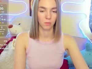 Screenshot from mollydevonn webcams