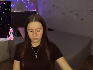 Screenshot from mollyperfect webcams