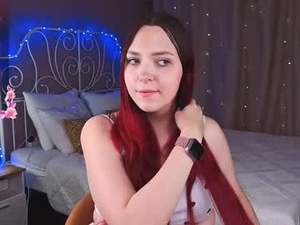 Screenshot from monica__queen webcams