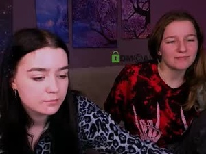 Screenshot from monica_xcx webcams