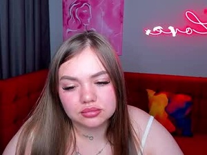 Screenshot from monikacharming webcams