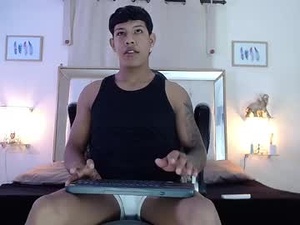 Screenshot from monsoon_the_best webcams