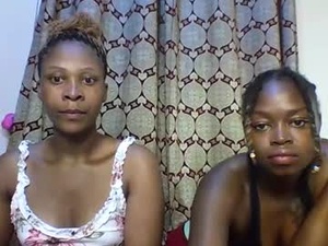 Screenshot from moonlight4674 webcams