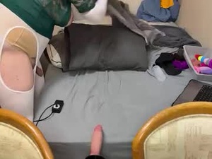 Screenshot from moooooootgtgg webcams