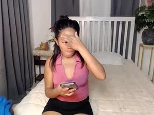 Screenshot from morena_eirenx webcams