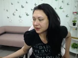 Screenshot from morticiaangel webcams
