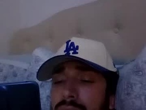 Screenshot from mosthatedshark451 webcams