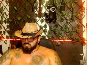Screenshot from mr_wolf46 webcams