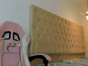 Screenshot from mrbravo25 webcams