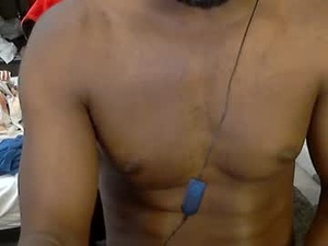 Screenshot from mrgirthsixty99 webcams